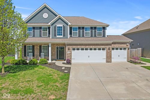 1340 Fieldcrest Ln, Greenwood, IN, 46143-5640 | Card Image