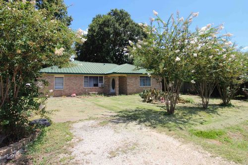 3103 Uvalde Ave, Nederland, TX, 77627-6415 | Card Image