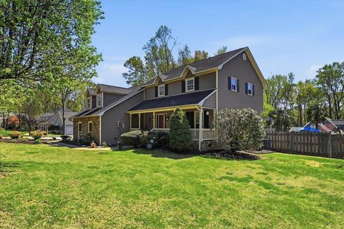 267 Farm Lake Rd, Boiling Springs, SC, 29316-6402 | Card Image