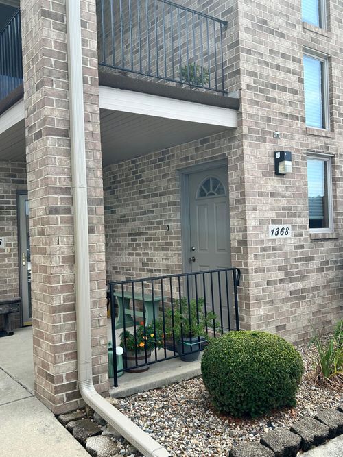 1368 Lehman Dr, Crown Point, IN, 46307-1448 | Card Image