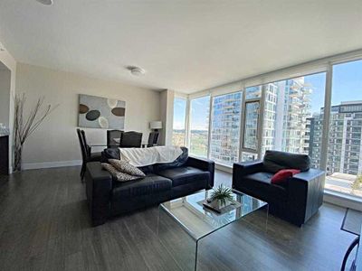 1305 - 510 6 Ave Se, Condo with 2 bedrooms, 2 bathrooms and 1 parking in Calgary AB | Image 1