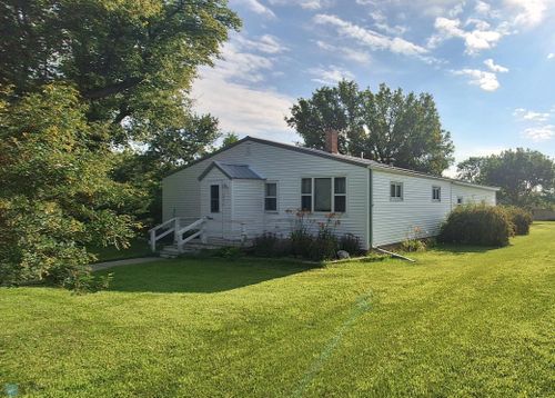 206 S 2nd St, Oakes, ND, 58474-1111 | Card Image