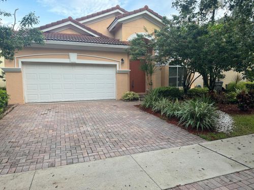 759 Gazetta Way, West Palm Beach, FL, 33413-1058 | Card Image