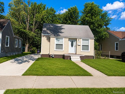 8650 Auburn Street, Detroit, MI, 48228 | Card Image