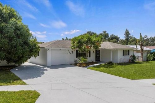 4594 Parnell Dr, SARASOTA, FL, 34232-5340 | Card Image