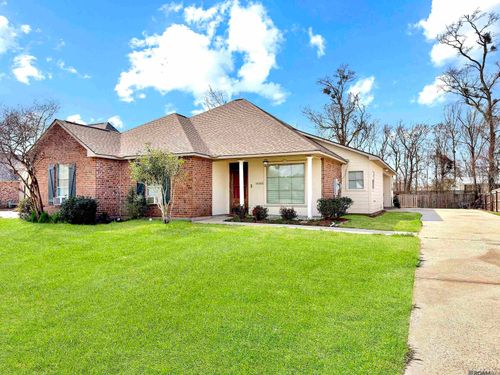 15205 Amanda Dr, Gonzales, LA, 70737-7563 | Card Image