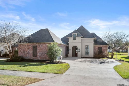 17048 Bentons Ferry Ave, Greenwell Springs, LA, 70739-5762 | Card Image