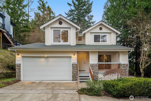 20803 Ne 15th Ln, Sammamish, WA, 98074-6668 | Card Image