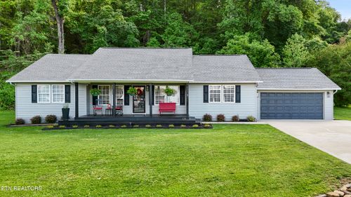 134 Jordan Dr, Caryville, TN, 37714-3137 | Card Image