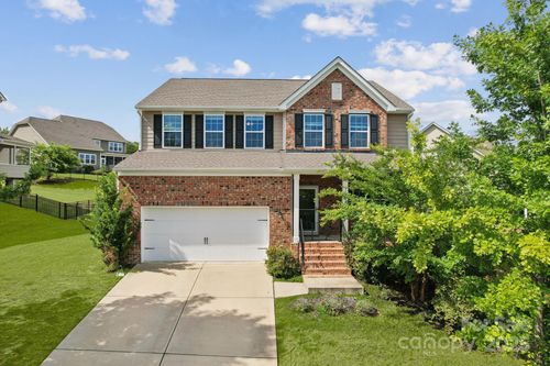 16304 Thoroughbred Trace Ln, Charlotte, NC, 28278-8224 | Card Image
