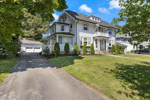 14 Stratford Rd, Melrose, MA, 02176-3511 | Card Image