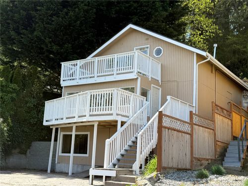13574 S Green St, Anacortes, WA, 98221-8600 | Card Image