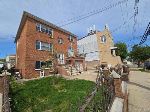 3261 Ampere Ave, Bronx, NY, 10465-1035 | Card Image