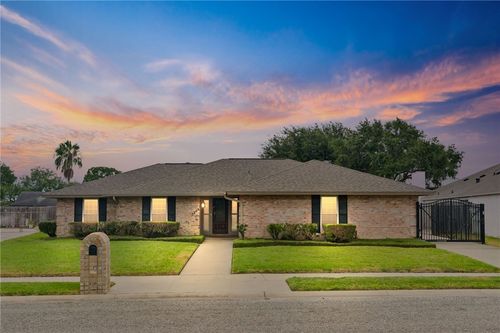 5206 Moultrie Dr, Corpus Christi, TX, 78413-3812 | Card Image