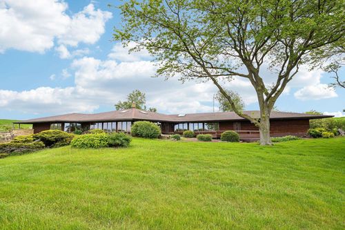 1510 County Road Qq, Mineral Point, WI, 53565-9244 | Card Image