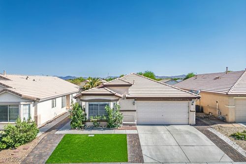 4529 Gracemont Ave, Las Vegas, NV, 89139-8700 | Card Image