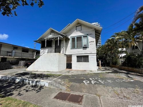 1542 Keeaumoku St, Honolulu, HI, 96822-4317 | Card Image