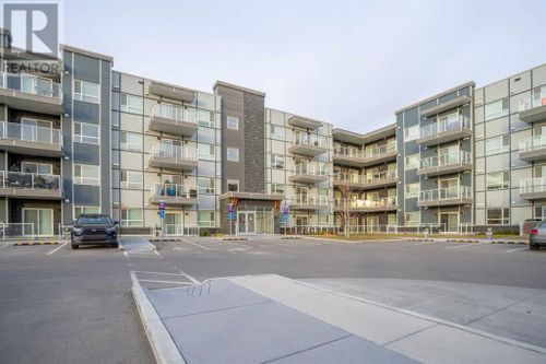 80 Carrington Plaza Nw, Calgary, AB, T3P1X6 | Card Image