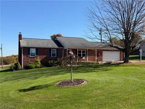 49 Kings Dr, Steubenville, OH, 43952-7075 | Card Image