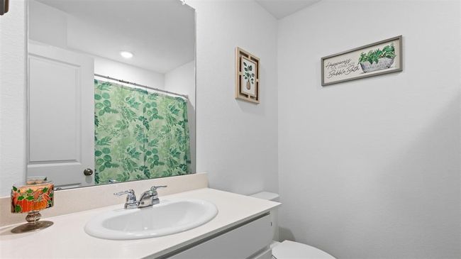 13912 Manatee St, House other with 3 bedrooms, 2 bathrooms and 2 parking in Splendora TX | Image 17