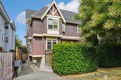 apt-b-527 11th Ave E, Seattle, WA, 98102-5078 | Card Image