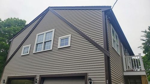 1 Nehoiden Rd, Mashpee, MA, 02649-4521 | Card Image