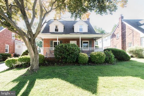 214 W Macdade Boulevard, FOLSOM, PA, 19033 | Card Image