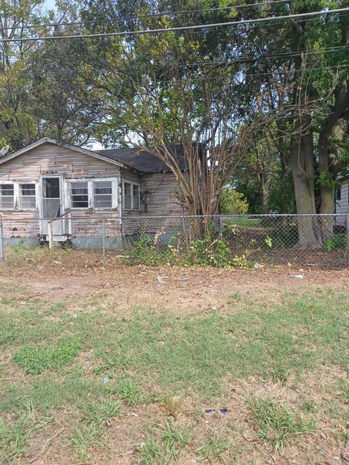 706 W Jefferson St, Stuttgart, AR, 72160-3023 | Card Image