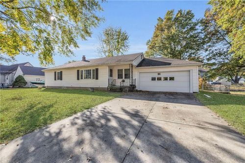 513 S Russell Street, Odessa, MO, 64076 | Card Image