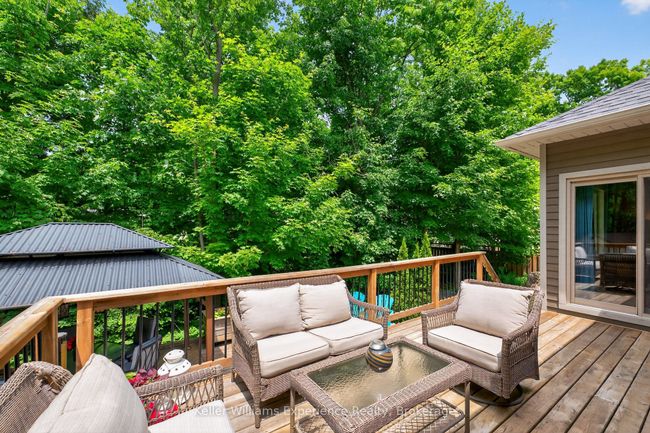 32 Pinecone Ave, House other with 5 bedrooms, 3 bathrooms and 6 parking in Tiny ON | Image 34