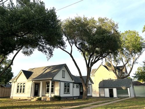502 Upton Ave, Schulenburg, TX, 78956-1543 | Card Image