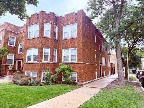 3758 N Sawyer Ave, Chicago, IL, 60618-4410 | Card Image