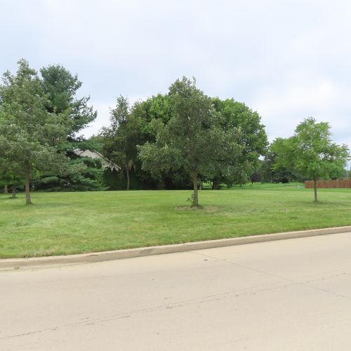 1945 S Stone Creek Blvd, Urbana, IL, 61802 | Card Image