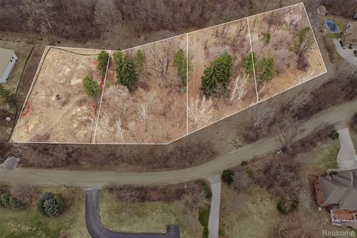 37160 Howard Rd, Farmington Hills, MI, 48331-3582 | Card Image