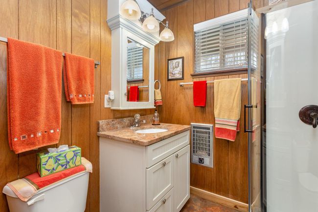Full Bathroom | Image 10