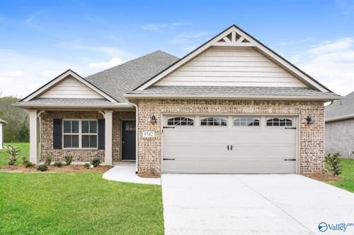 9542 Hampton Oak Dr, Owens Cross Roads, AL, 35763-4821 | Card Image