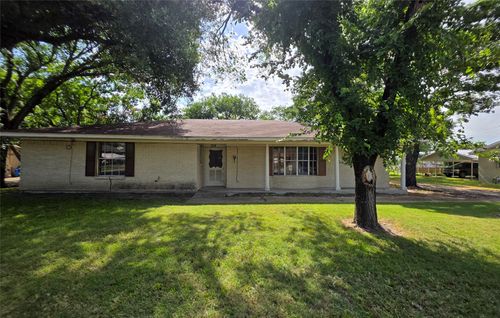 204 Fordyce St, Barry, TX, 75102-3734 | Card Image