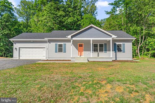 54 Bay Pointe Dr, Montross, VA, 22520-8832 | Card Image