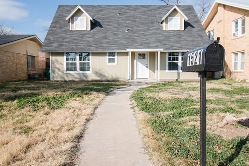 1521 S Jackson St, San Angelo, TX, 76901-4335 | Card Image