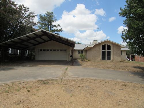 423 W Anders St, Marlin, TX, 76661-2210 | Card Image