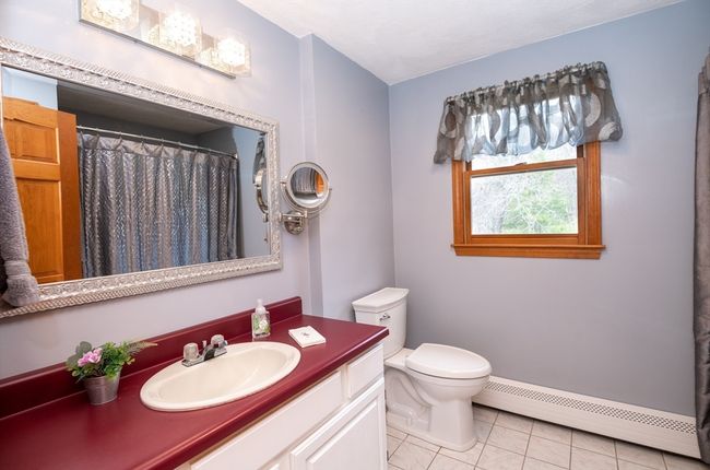 88 Jackman St, House other with 3 bedrooms, 3 bathrooms and 6 parking in Georgetown MA | Image 26
