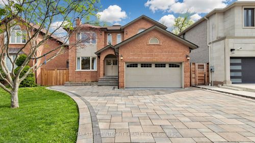 280 Kingsdale Ave, North York, ON, M2N3X4 | Card Image