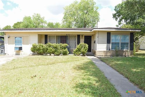 3308 Avondale St, Victoria, TX, 77901-7404 | Card Image