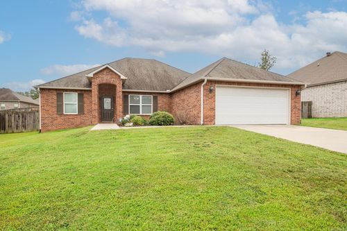 17317 Crooked Oak Dr, Sherwood, AR, 72120-5562 | Card Image