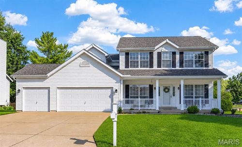 351 Briar Creek Ct, Saint Charles, MO, 63304-2458 | Card Image