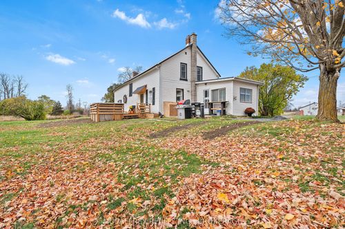 1549 Doyle Rd, Bath, ON, K0H1G0 | Card Image