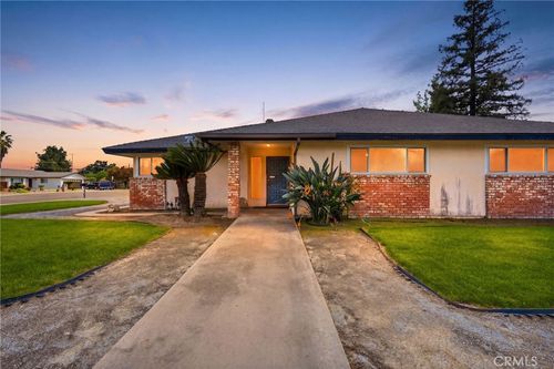 153 Bonita Ave, Fowler, CA, 93625-2024 | Card Image