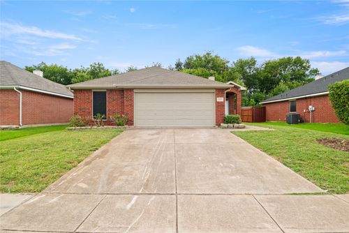 1123 Baja Dr, Grand Prairie, TX, 75052-5390 | Card Image
