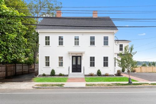 b-286 Merrimac St, Newburyport, MA, 01950-2112 | Card Image
