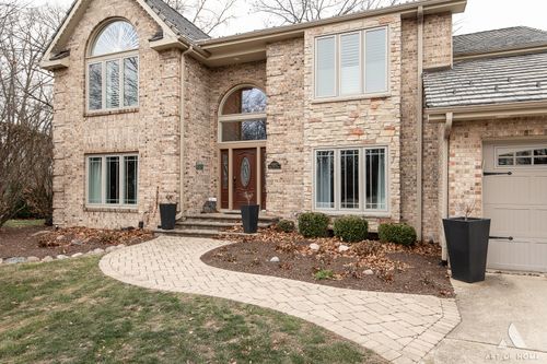 16132 S Twin Oak Court, Homer Glen, IL, 60491 | Card Image